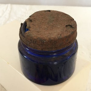 Vintage Cobalt Blue Noxema Bottle. Cobalt Blue Antique Medicine Bottle With Corroded Lid. Decorative Blue Glass Bottle.