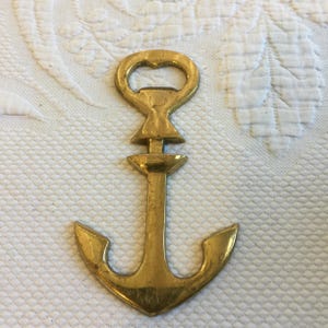 Vintage Anchor Brass Bottle Opener. Anchor For Nautical Display or Home Bar Use. Hang on Wall for Decoration.
