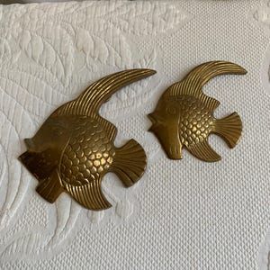 Vintage Pair of Brass Wall Fish. Great Bathroom Decoration for the Wall. Ring on Back to Hang. Decorative Fish.
