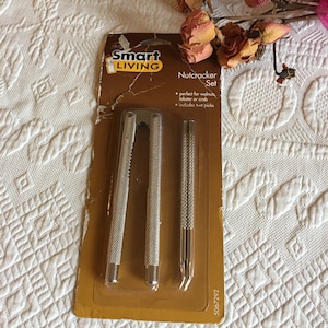 Nutcracker Set. Smart Living. Perfect for Walnuts, Lobster or Crab. Includes Two Picks. New.