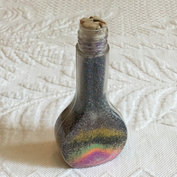 Vintage Sand Art Bottle. Iridescent Glittering Sand in Multi Colors. Simple Sand Design. Good Display Bottle.