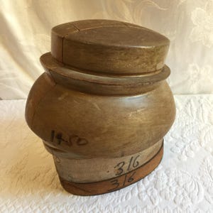 Antique Wooden Millinery Hat Form. 1930s to 40s Wood Block For Forming a Woman&#39;s Hat. Articulated Sides Slide On and Off. Wood Hat Look.