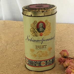 Vintage Holland Schimmelpenninck Duet Tin. Used to hold a 25 Cigars Packet in This Tin. Decorative Tin Made in Holland. Empty.