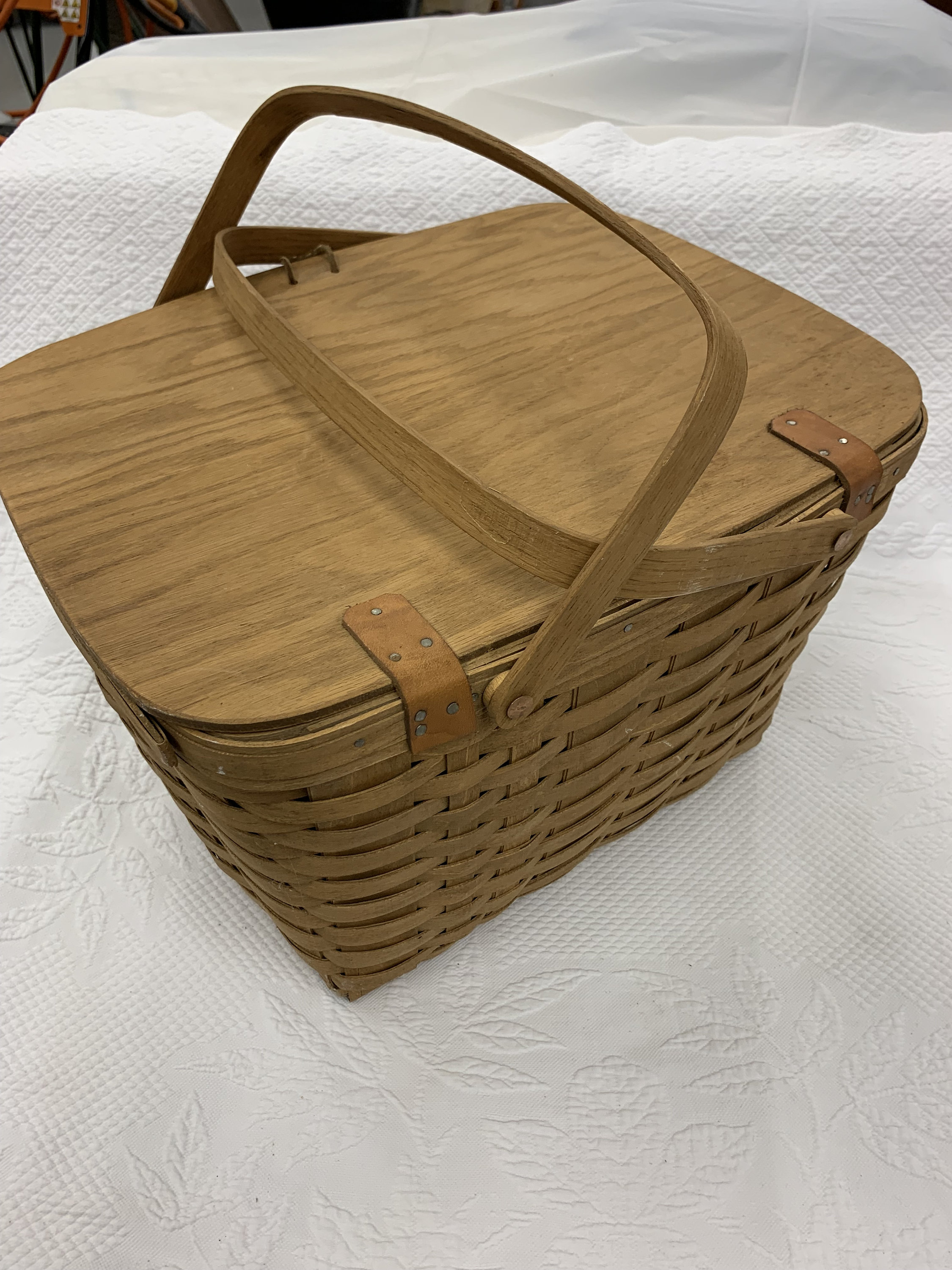 Vintage 1986 Longaberger Picnic Basket With Pie Protection Insert