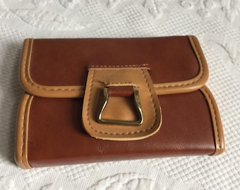 Vintage Manicure/Shaving Set in Snapping Case. Gillette Razor and Blades, Fingernail File, Comb and Folding Knife. Room for More.