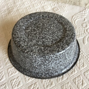 Vintage Enamelware Bowl. Spatterware Enamel Finish. Choose Gray Tones or Black Tones. Wonderful Shape.