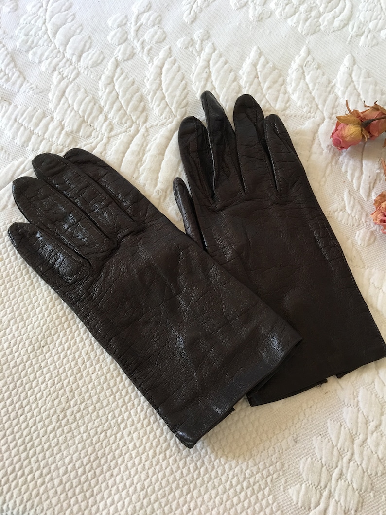 Pure Silk Lining Gloves by Superb Size 6 12 Vintage Brown Leather Gloves With Wrist Slit Vent Made in Italy.