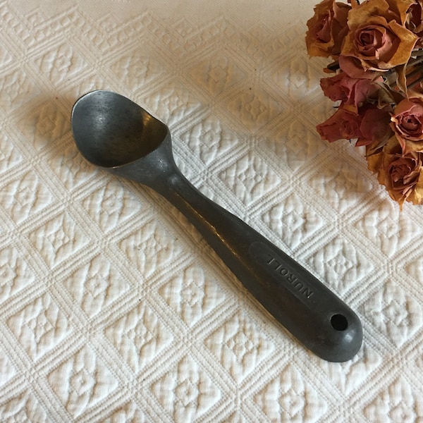 Vintage Ice Cream Scoop. Nuroll, Maumee, Ohio. Gray Metal Scoop.