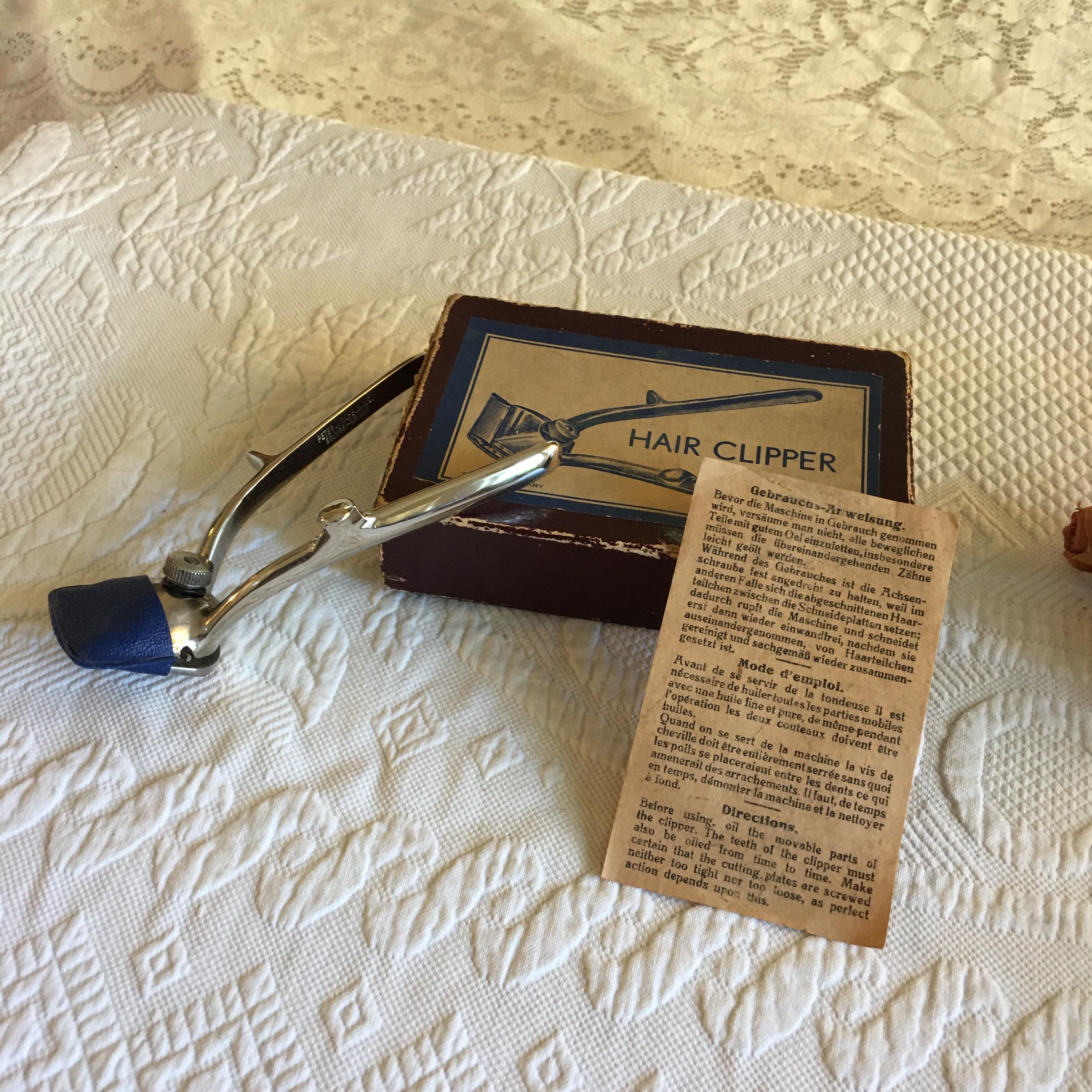 Vintage Hair Trimmer. Scissors Style Hand Operated Hair