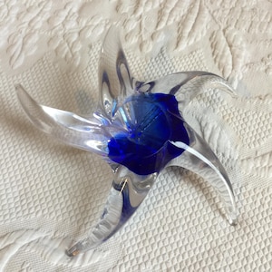 Vintage Starfish Paperweight. Blown Glass Clear and Cobalt Blue Designed Office Display Paperweight. Nautical Theme Paper Weight.
