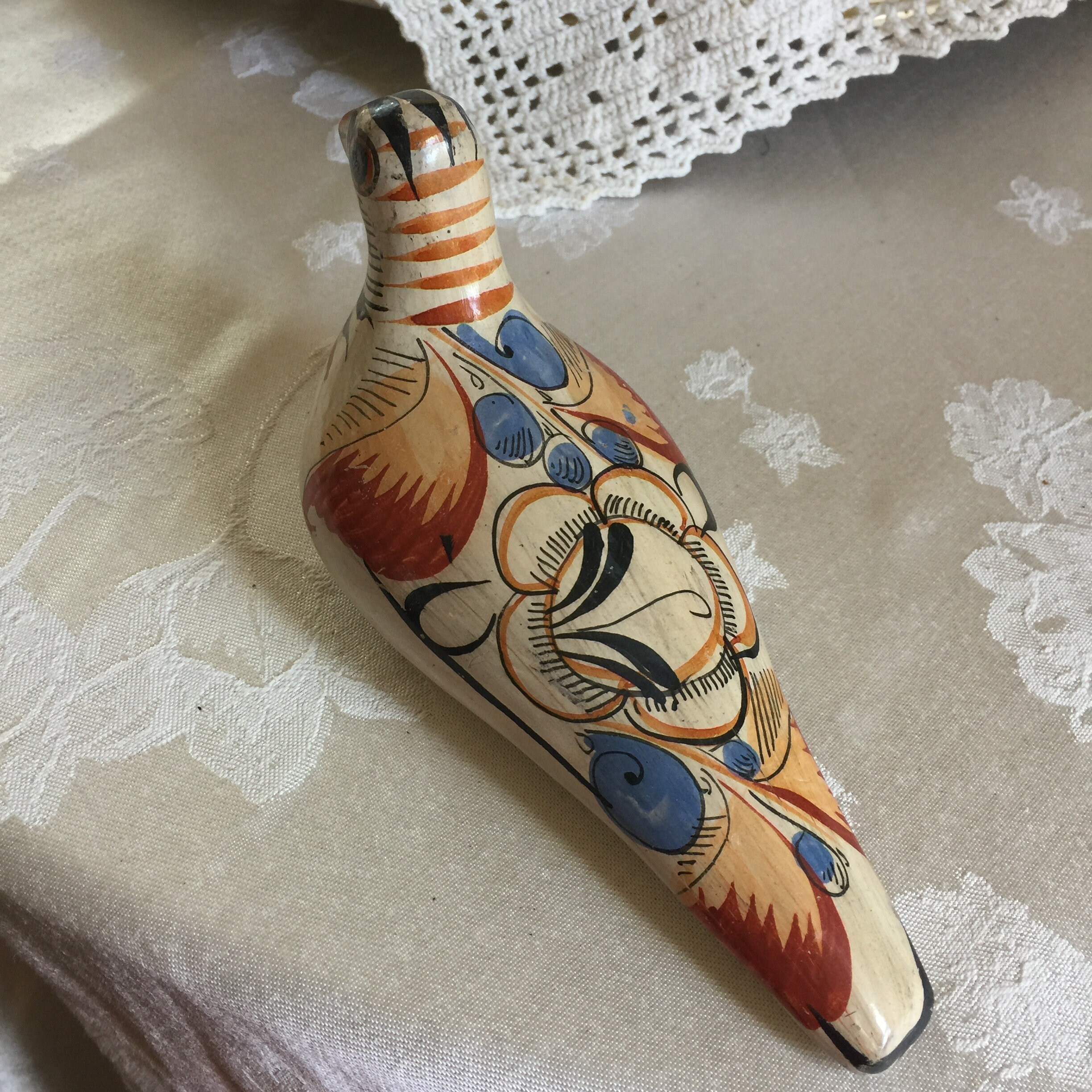 フォークアート スタイルのビンテージ セラミック ペイント バード