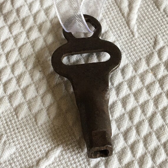 Antique 1930s Skate Key. Union Hardware Co. Roller Sk… Gem