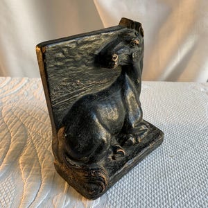 Vintage Wood Horse Bookend. Horse Laying Down on the Bookend. Rustic Wooden Horse Bookend. Charming Equestrian Bookend.
