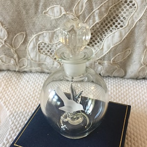 Vintage Blown Glass Bottle with Bird on a Limb Inside. Glass Stopper on Top of Bottle. Clear Glass with Frosted Bird. Fluted Stopper.
