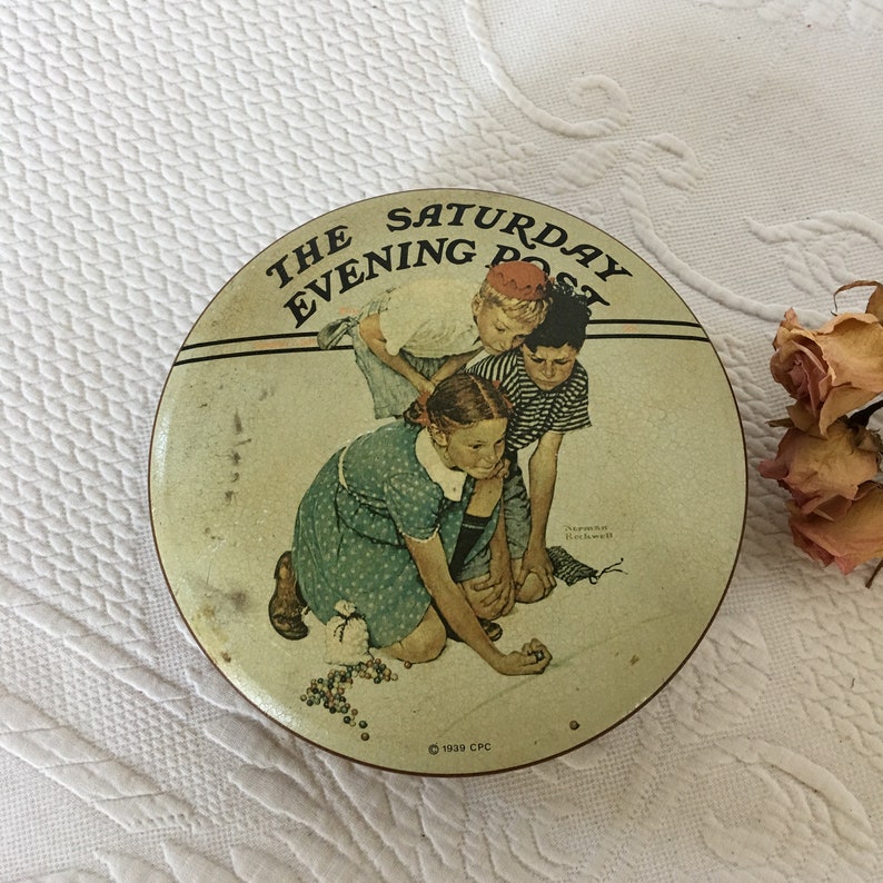 Vintage Rockwell 1939 Picture on Tin Saturday Evening Post Illustrations by Normal Rockwell Collector/'s Series 1 Made in England.
