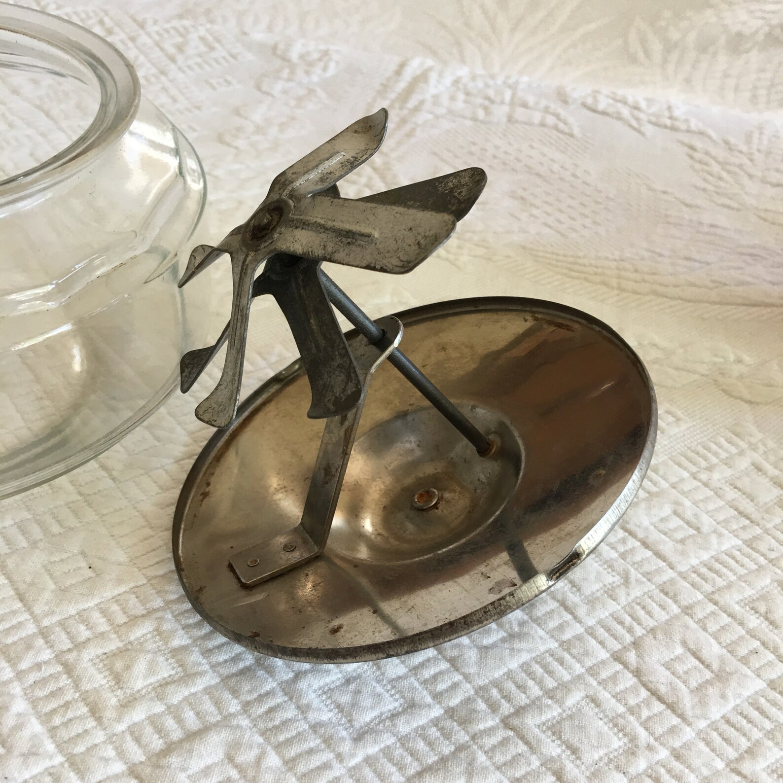 Vintage Egg Beaters Glass Jar With Hand Crank Turning Mixer Etsy