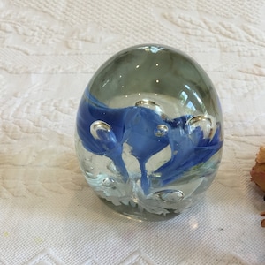 Vintage Art Hand Blown Glass Floral Paperweight. Blue and White Flower Design With Bubble Centers. Two Flat Surfaces.