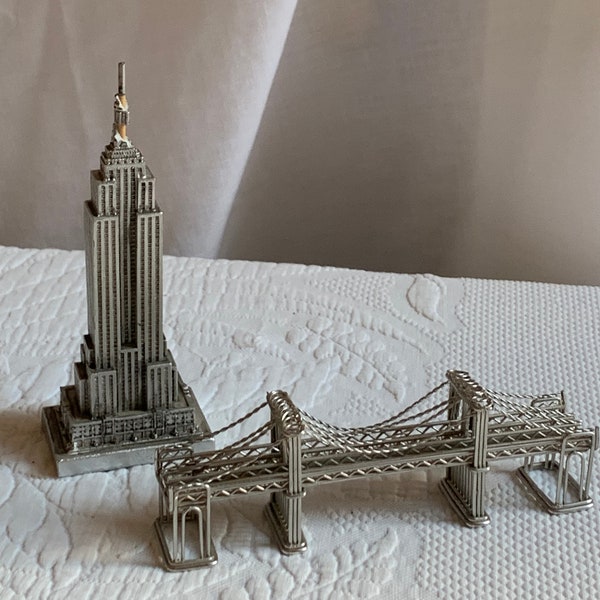 Vintage Souvenirs Empire State Building and London Bridge Figurines. Wire London Bridge and Composite Empire State Building.