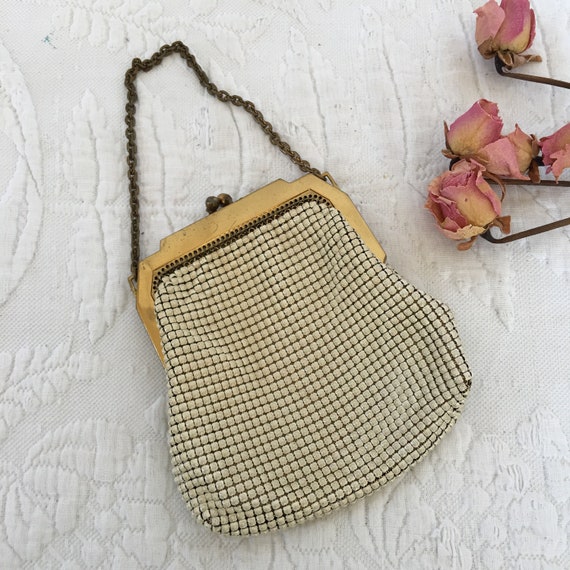 White quilted mini bag with chain – RTW Creation