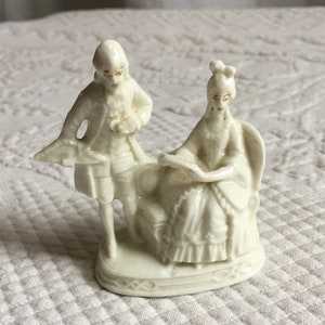 Vintage Mini Porcelain Capodimonte Man and Woman in French Colonial Style. Signed with N and a Crown. Charming Tiny Figurine.