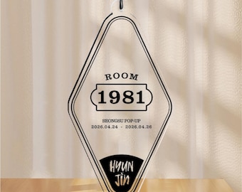 Hyunjin Guess Room Key