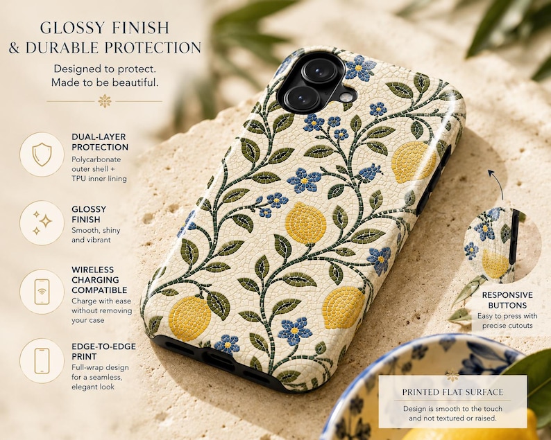 Pode incluir: Capa de telem&oacute;vel com acabamento brilhante e design floral com lim&otilde;es e flores azuis. A capa tem prote&ccedil;&atilde;o de dupla camada e &eacute; compat&iacute;vel com carregamento sem fios. O texto na capa diz "GLOSSY FINISH & DURABLE PROTECTION".