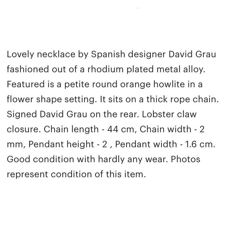 May include: A delicate necklace featuring a round orange howlite stone in a flower setting. The necklace is made of rhodium-plated metal and has a lobster claw closure. The chain is 44 cm long and 2 mm wide. The pendant is 2 cm high and 1.6 cm wide. The necklace is in good condition with minimal wear.