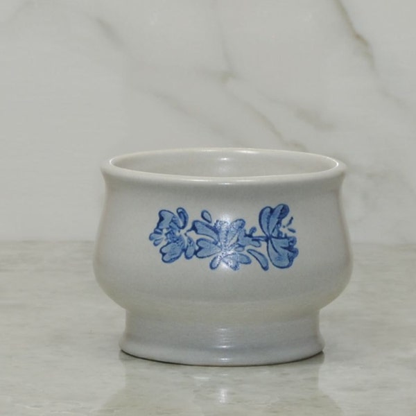 Vintage Pfaltzgraff YORKTOWNE Sugar Bowl No Lid, Blue on Gray, Stoneware Bowl, Soup Bowl, Pfaltzgraff Bowl, Blue Floral Bowl, Desert Bowl