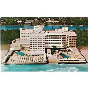 Postkarte Barcelona, Miami Beach, Florida Vintage Chrome Unposted 1939-1970s