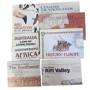 Puede incluir: Una colección de libros antiguos de National Geographic. Los títulos incluyen "Bird Migration in the Americas", "Australia: Land of Living Fossils", "Africa: Its Political Development" y "The Southwest".