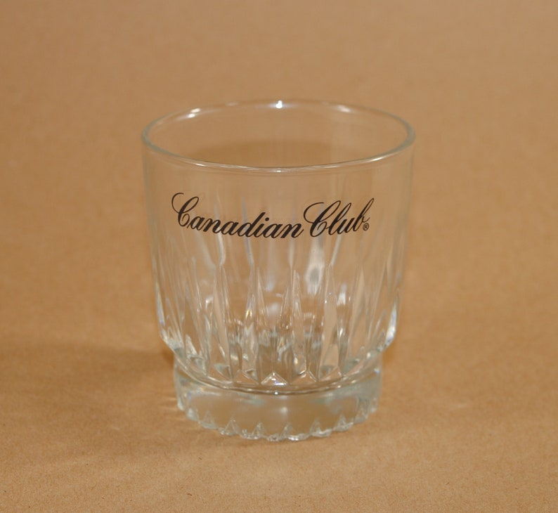 usa glass logos on bottoms Big hairy lips movies