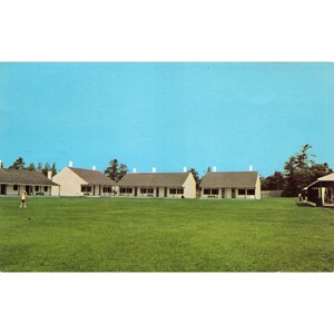 Postać pocztowa w Fort Wilkins State Park, Copper Harbor, Michigan. Chromowana, zabytkowa, opublikowana w latach 1939–1970