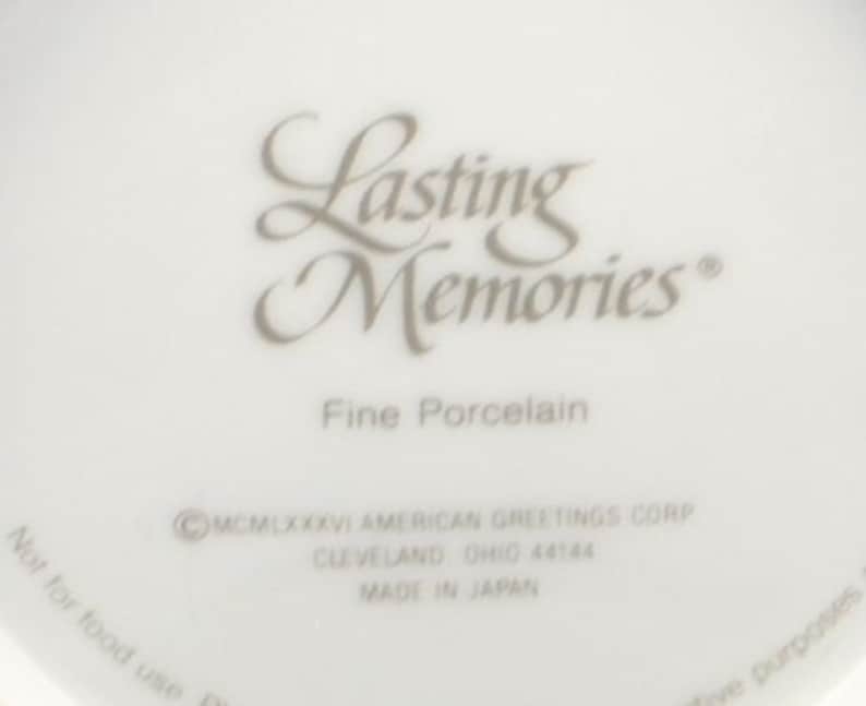 Purple Flower Mom Floral Plate Purple Iris 1986 American Greetings Lasting Memories Fine Porcelain Plate Mother Vintage Mother/'s Plate