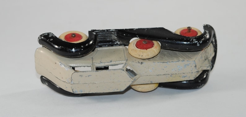 Diecast Metal Toy Hand Painted 1940s Vintage Manoil Streamline Coupe American Made Rare Marked Number 3 Made in the USA