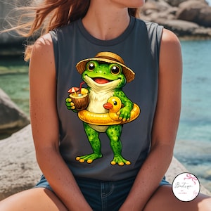 Puede incluir: Una taza de cerámica blanca con un asa negra y el texto "But first, coffee" en un estilo manuscrito. La taza está sobre una superficie blanca. La taza mide aproximadamente 10 cm de alto.