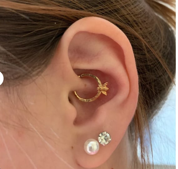 Bee Daith Piercing Gold Filled Daith Ring Bee Daith Hoop Bee Daith Jewelry Honey Bee Nose Ring Bee Nose Jewelry Bumble Bee Septum Etsy Canada