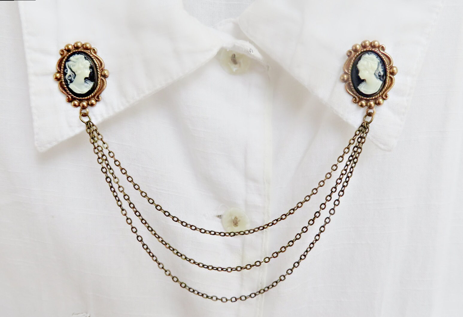 Collar brooch shop chain