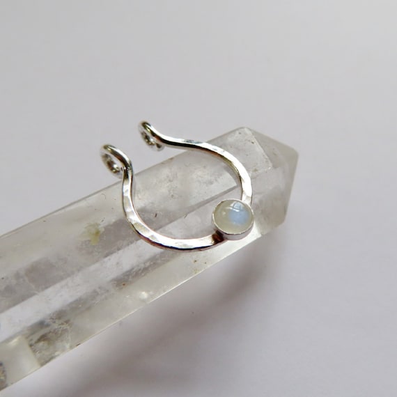 fake septum ring in sterling silver with moonstone, hammered fake nose ring, clip on nose ring, fake nose piercing, no piercing needed