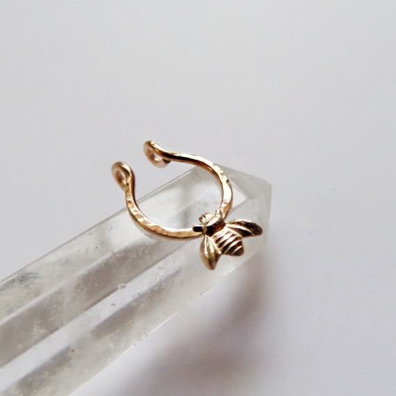fake septum ring in gold filled with tiny bee, faux nose hoop, no piercing required septum jewelry, clip on piercing snug or loose fitting