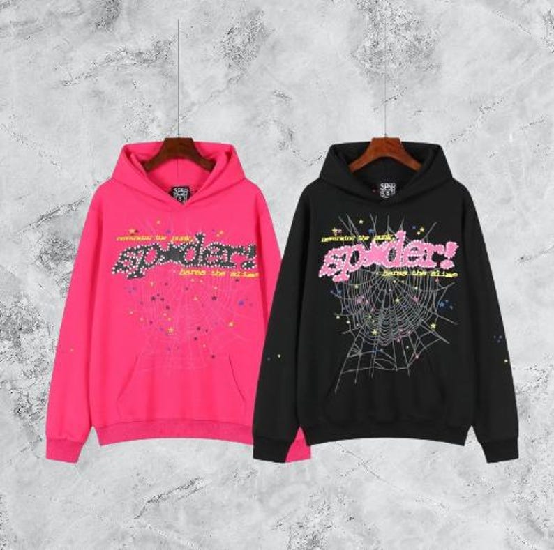 Puede incluir: Un letrero de madera r&uacute;stica con el texto "Welcome to our home" en letras blancas. El letrero presenta un acabado envejecido y un dise&ntilde;o sencillo y acogedor, ideal para un porche o entrada.