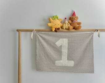 Pancarta de cumpleaños personalizada hecha a mano / Decoración de celebración personalizada