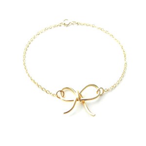 Darling Bow bracelet. 14k gold filled.