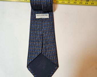 Vintage Krizia Uamo italienische Seidenkrawatte: Blau & Gold Horizontales Gittergewebe.
