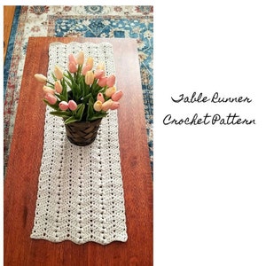 Chunky Farmhouse Table Runner Crochet Pattern (PDF Download)