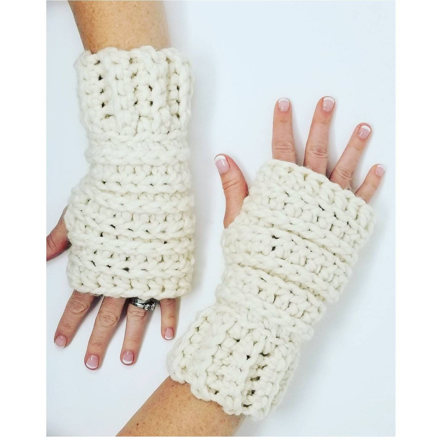 CROCHET PATTERN Chunky Arm Warmer Easy Crochet arm warmers Etsy