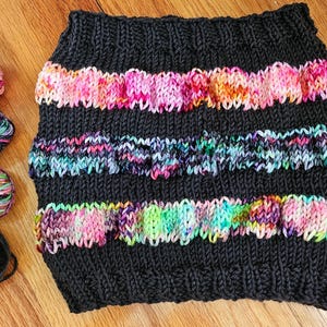 KNITTING PATTERN, Beginner Pattern, Ribbed & Ruched Cowl, cowl scarf, Easy Knit neck warmer pattern, ladies circular cowl, 1 skein project