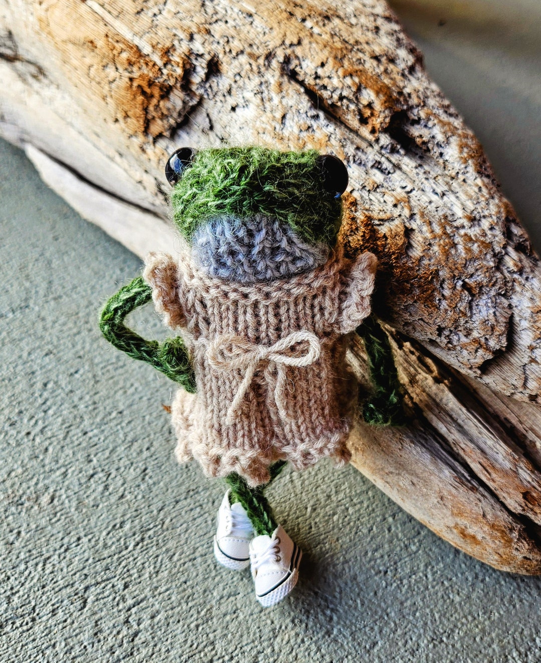 Frog Doll Dress, Knitted Dress, Frog Clothing, multiple Colors Frog