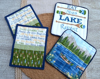 Posavasos acolchado hecho a mano - Posavasos de tazas de café recicladas - Tapete de tela para aperitivos - Regalo para amantes de la vida en el lago