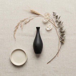 Wabi Sabi Carbonized Wood Vase, Minimalist Zen Tea Room Decor, Rustic Dark Wooden Flower Planter, Japandi Living Room Table Centerpiece