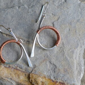 Sterling and copper overlapping hoops, sterling+copper wrapped hoops, sterling silver variation hoop design, versatile delicate silver hoops